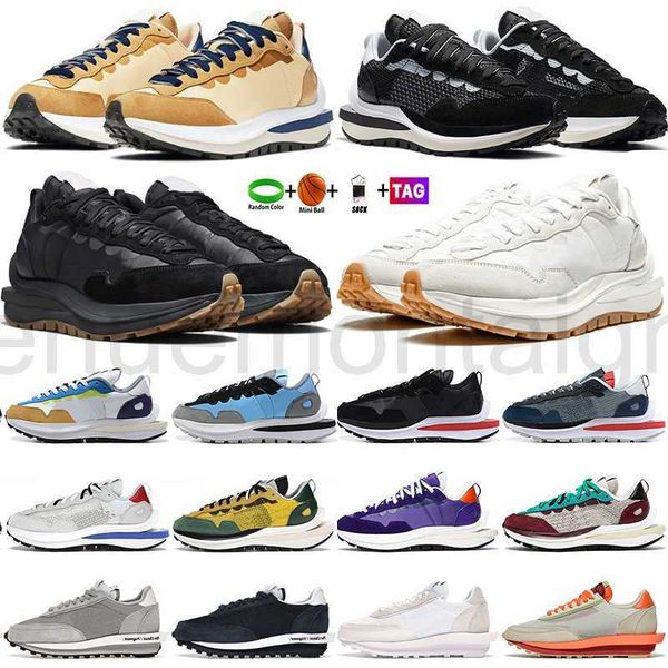 

designer shoes 2023 waffle vaporwaffle men women running shoes sesame dark iris royal fuchsia tour yellow black white green blue red sport s