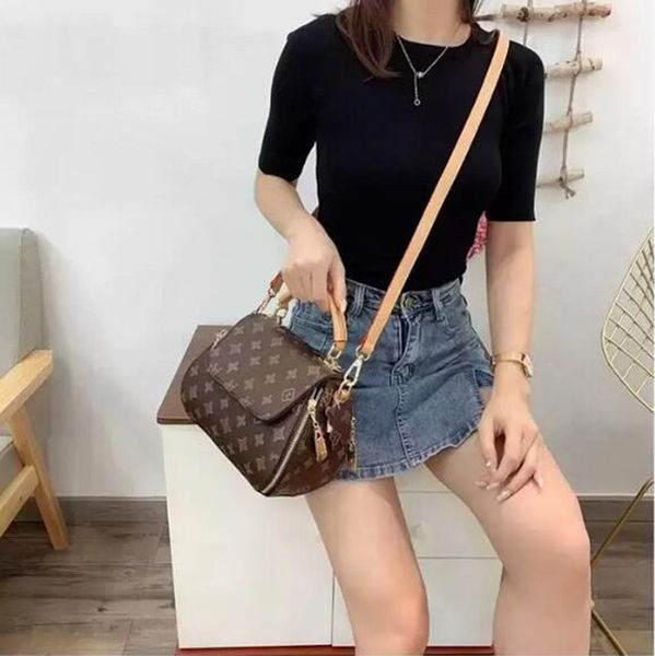 

new brand fashion retro vintage printed casual messenger bag one shoulder big bag women handbag and handbags delle donne della borsa e borse