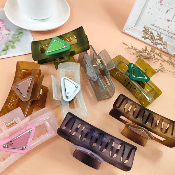 

luxury barrettes designer womens girls triangle p-letter hairpin brand classic versatile leisure hairclips fashion candy color acrylic shark, Golden;silver