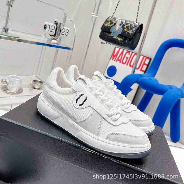 

designer small fragrant casual board new reflective color contrast sports in spring 2023 women's mesh jelly bottom daddy shoes, Black
