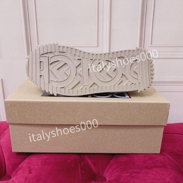 

2023new woman shoes leather lace up men fashion platform oversized sneakers white black mens womens luxury velvet suede casual shoes