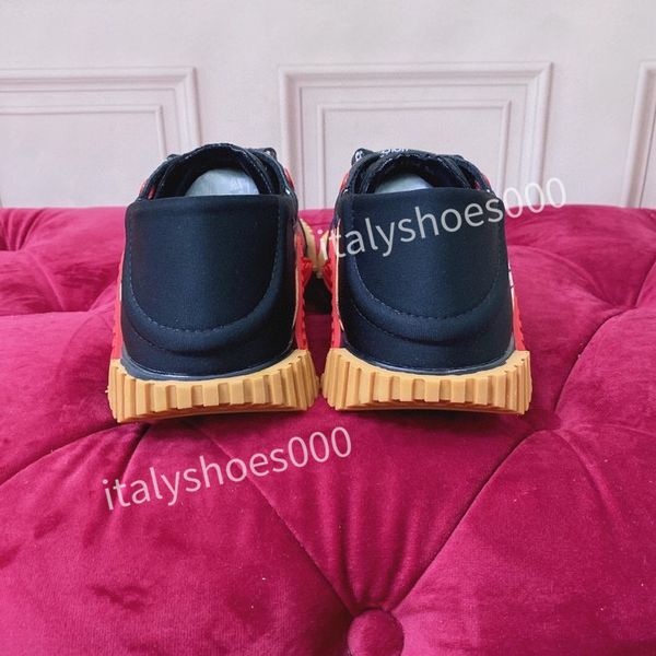 

2023new womans shoes leather lace up men fashion platform oversized sneakers white black mens womens luxury velvet suede casual shoes