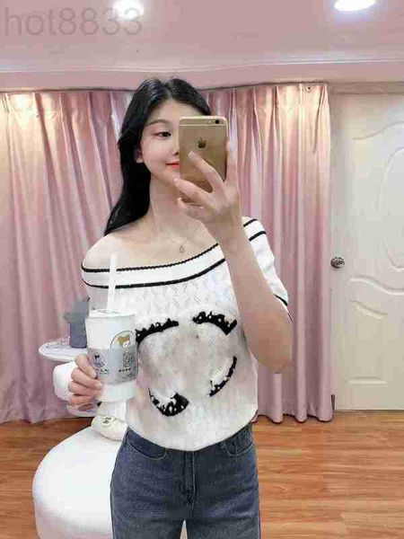 

women's knits & tees designer new type one line neck knitting shirt female small man 2023 spring/summer temperament fragrant short 21ry, White