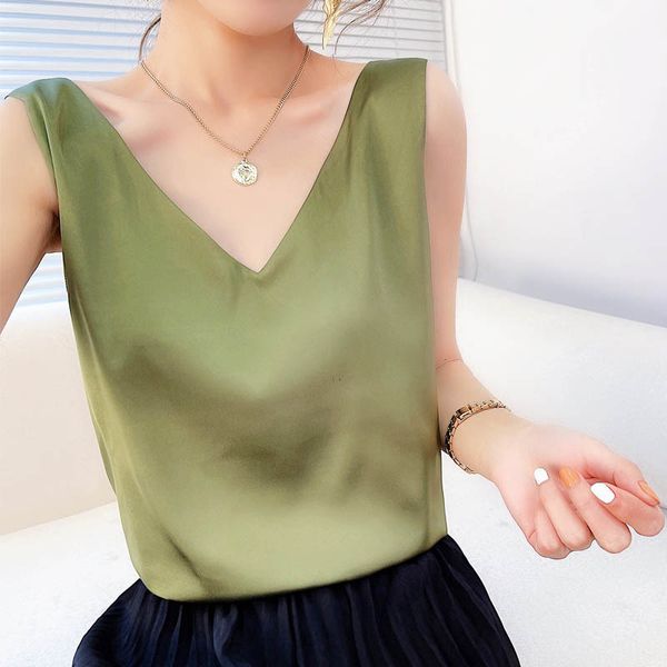 

women's tanks camis 2023 spring and autumn real silk suspender solid satin camiselle wild pullover interior vneck summer thin 230317, White