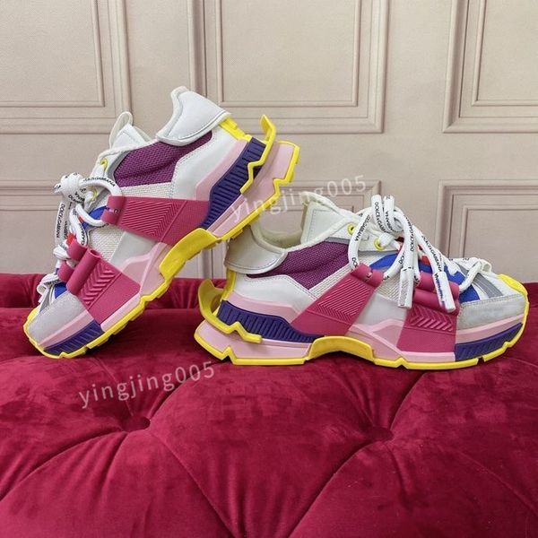 

2023new womens paris leather lace-up casual sports shoes mens running fashion sneakers flat shoess white black casual