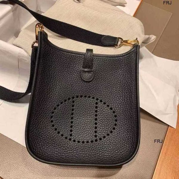 

designer evelyn bags 2023 new hollowed out bucket head layer cow leather litchi womens one shoulder c rehs have logo frj