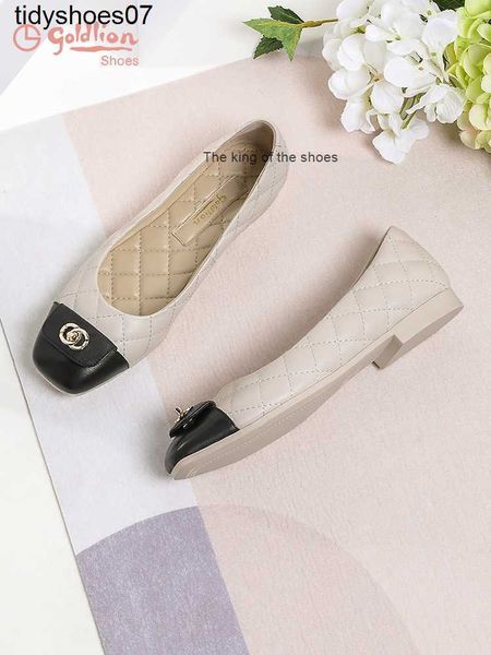 

2022 oran triangle spring new mosaic small fragrant flat shoes versatile white shallow mouth sheepskin single shoes women, Black