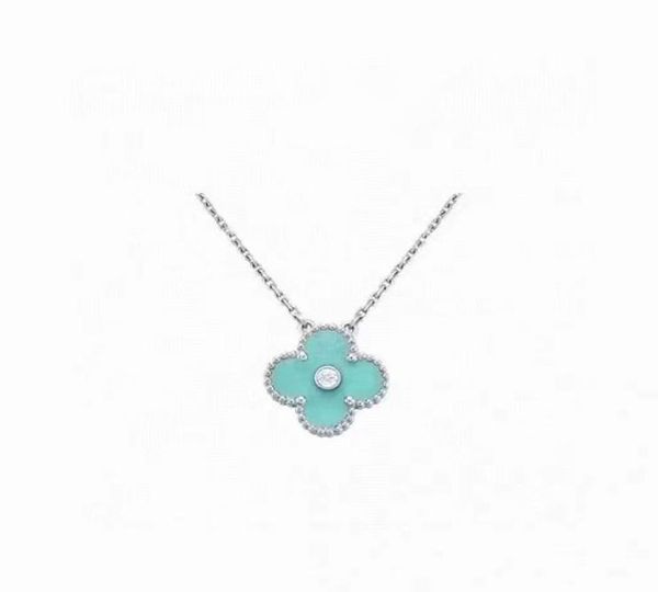 

pendant necklaces 2022 christmas limited edition clover designer pendant necklaces for women retro vintage silver 4 leaf light blu9208628