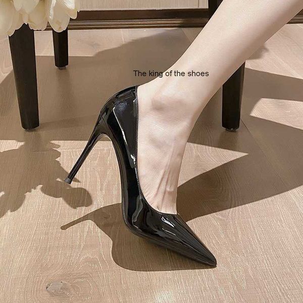 

dress shoes high heels women's fashion black pointed large women's autumn french small fragrant single shoes