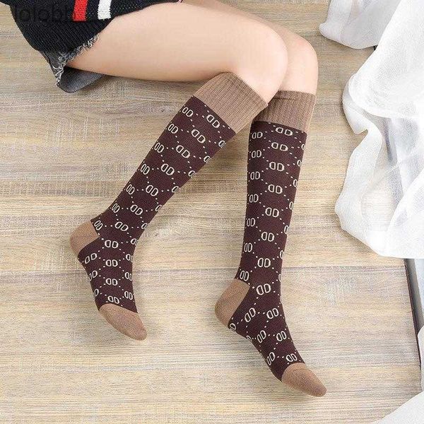 

long designer socks fair maiden womens hosierys luxury leisure letter printed 5 pair wholesale cotton gentle style woman stockings 2023 0psv, Black;white