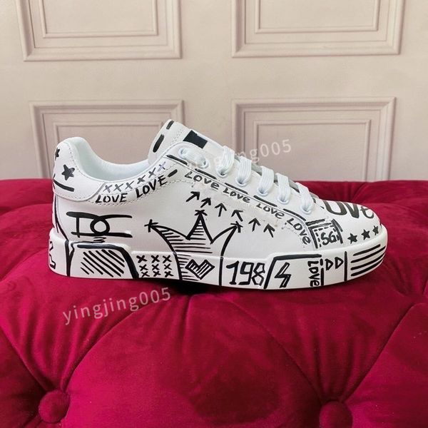 

new designer shoe fashion women sneakers panda scarpe womens mens trainer olive dunks white black triple pink skate2023