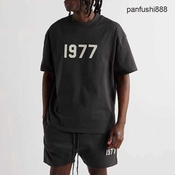 

foggg versatile cool shirts 22ssfogg fear god season 8 double thread high street loose 1977 flock printed round neck short sleeve t-shirt, White;black