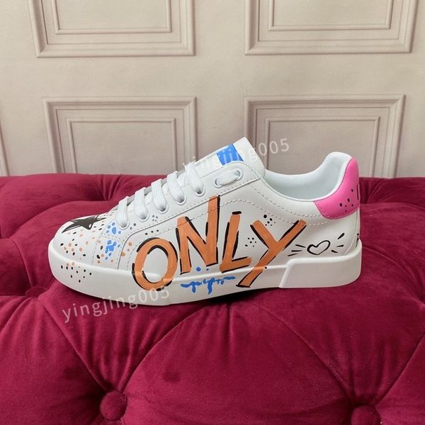

2023new men's paris genuine leather lace-up casual sports shoes men running fashion sneakers flat shoess white black casual
