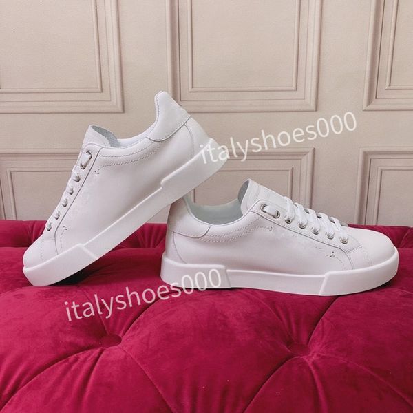 

2023new men casual shoes oversized sneakers women leather lace up fashion platform white black mens luxury velvet suede trainers men