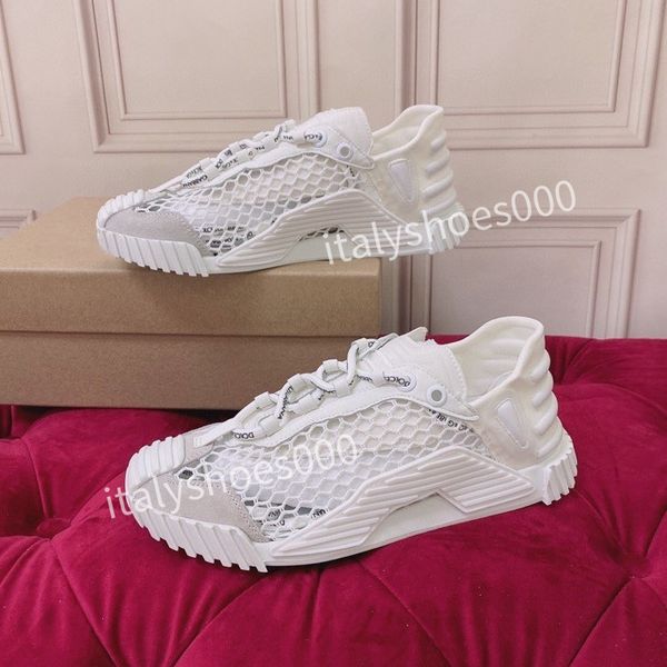 

new designer womans platform sneaker shoes white leather floral indentations high quaitly slipper shoe canvas classic man trainer2023, Black