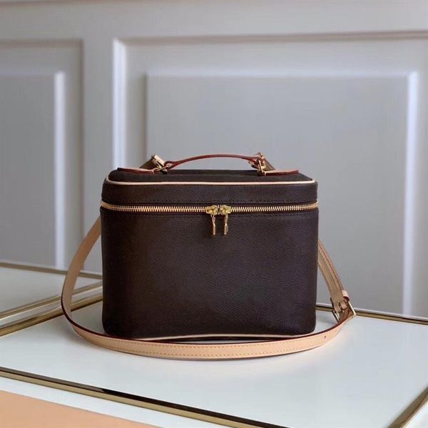 

whole bucket bag for women classic cosmetic case leather women shoulder bag tote handbag presbyopic purse makeup case purse co187f