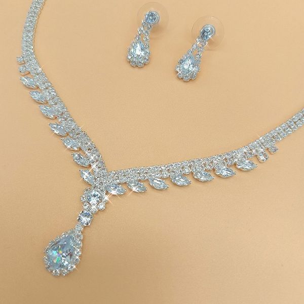 

10 sets/lot pendant earring suit inlaid shiny austria crystal earring twinkle bridal neklace chain adjustable length necklace noble elegant, Silver