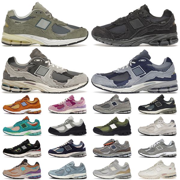 

2002r men women running shoes luxury casual shoes protection pack phantom pink rain cloud mirage grey sea salt light blue olive mens trainer