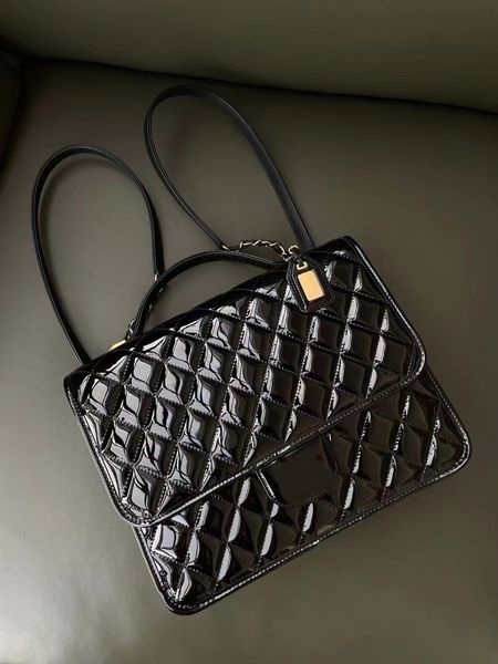 

new chain backpack luxury brand designer patent leather chain bag for ladies retro hardware