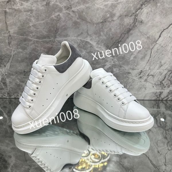 

2023new designer mens women casual shoes oversized triple white black trim velvet upper brown leather metallic silver metallic gold laser bl, Red;white