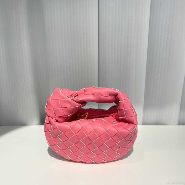 

botega venates jodie teen intrecciato pouch knotted woven cloud cowhorn feminine trend leather handbag