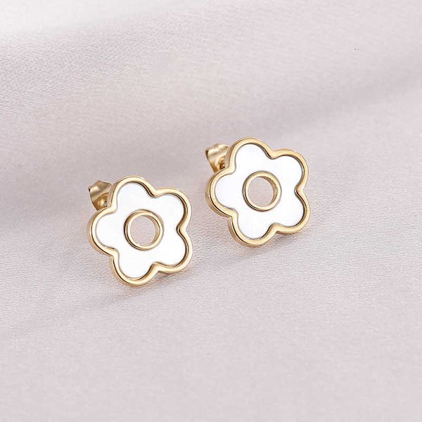 

luxury ornaments2022 trendy gold plated female friend stainless steel stud earrings shell flowers women jewelry, Silver