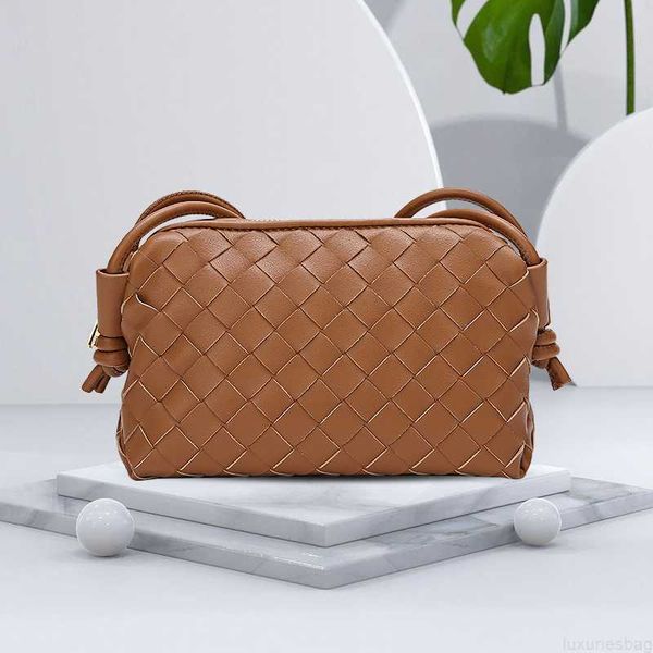 

botega venates jodie mini teen intrecciato pouch lingge woven hand large capacity knotted pillow leather single shoulder diagonal small squa