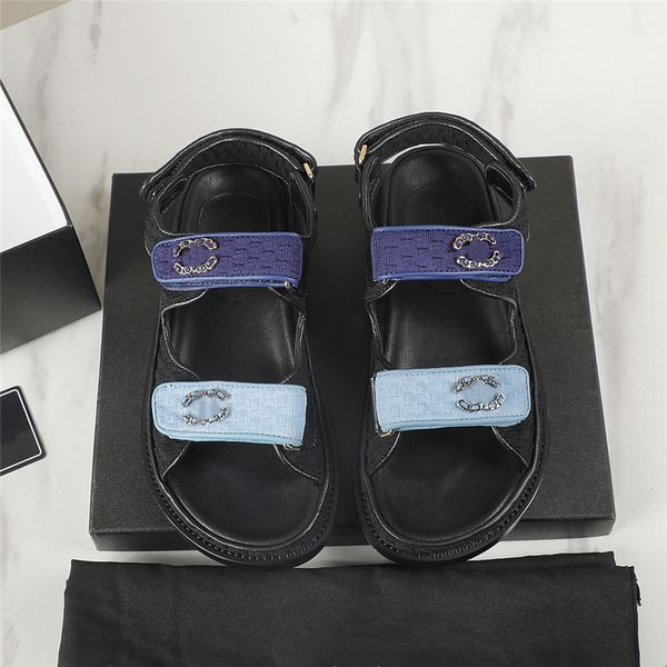 

fashion women's sandals 2023 channel luxury brand letter logo summer women's high heels men's casual student flats 08-02, Black