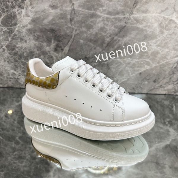 

2023new womens designer casual shoes calfskin shoe mens technical platform sneakers grey designers sneaker knits runner fashion trainers, Red;white