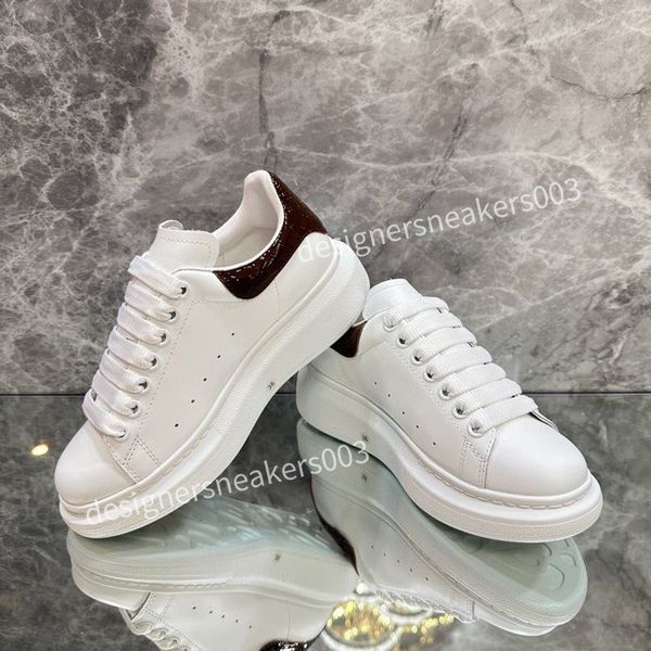 

new designer sneakers casual shoes black white mens womens platform fashion shoes leather rubber walking outdoor fashion casual shoes sports