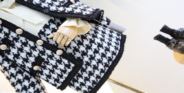 

autumn new arrival girls fashion houndstooth 2 pieces suit coatskirt kids tweed sets girls clothes7209663, White