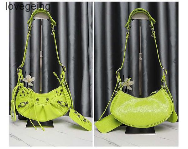 

leather rivet wrap le bags lecagole cagole locomotive pleated crescent bag oil wax 2023 designer underarm women's x8hy
