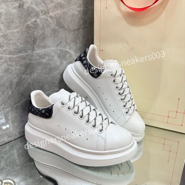 

new designer sneakers casual shoes black white mens women platform fashion shoes leather rubber walking outdoor fashion casual shoes sports