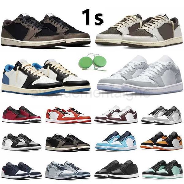 

designer shoes 2023 1 1s low men women basketball shoes sneaker reverse dark mocha fragment white tan camo wolf grey paint drip royal cyber