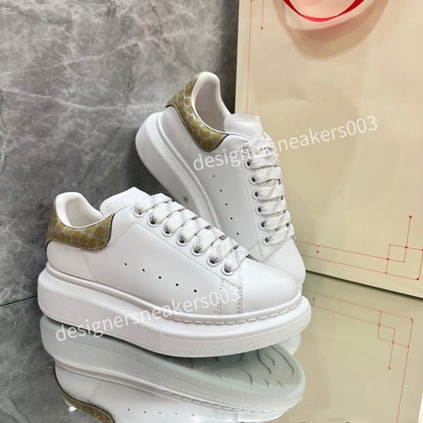 

2023new woman leather lace up platform sole sneakers white black mens womens luxury suede fashion casual shoes men's and women's s