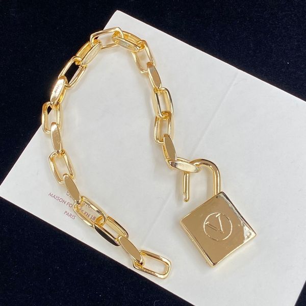 

luxruy designer lock choker necklace bracelet men 18k gold pendant for women jewelry set, Golden;silver