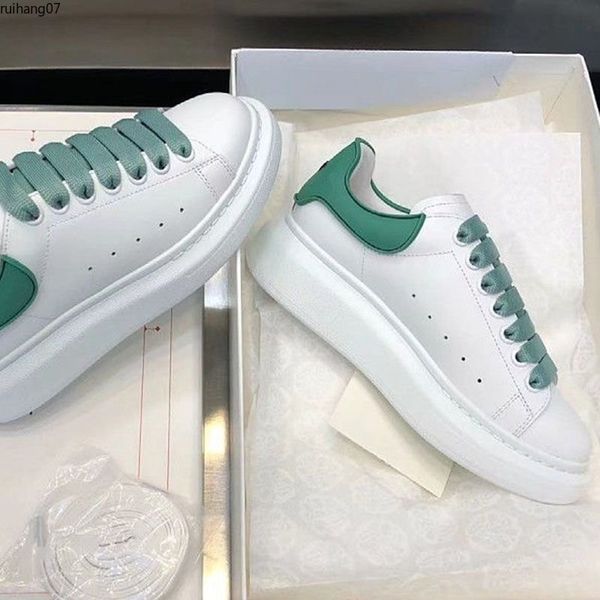 

casual shoes fashion men shoe designer women leather lace up platform oversized sole sneakers white black mens womens luxury velvet suede 35