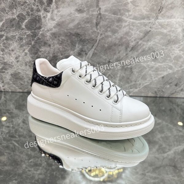 

2023new designer sneakers casual shoes black white mens women platform fashion shoes leather rubber walking outdoor fashion casual shoes spo