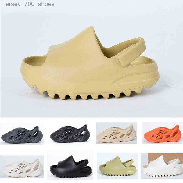 

2023 children summer shoes sandal boy girl youth kid desert sand beach slipper foam runner bone, Black;red