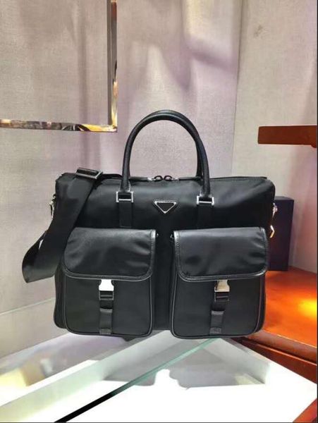 

large capacity men's nylon shoulder bag multi-pocket business briefcase luxury saffiano leather tote 2ve017 designer handbag triangular
