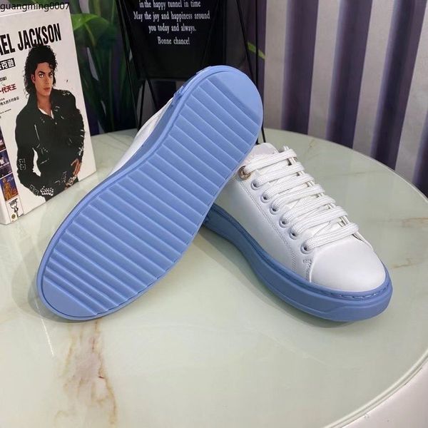 

small whiteshoesladies 2023randdesignerclassicembossedfashionwomen's casualsneakers genuine leather mkjlll gm70000001, Red;white