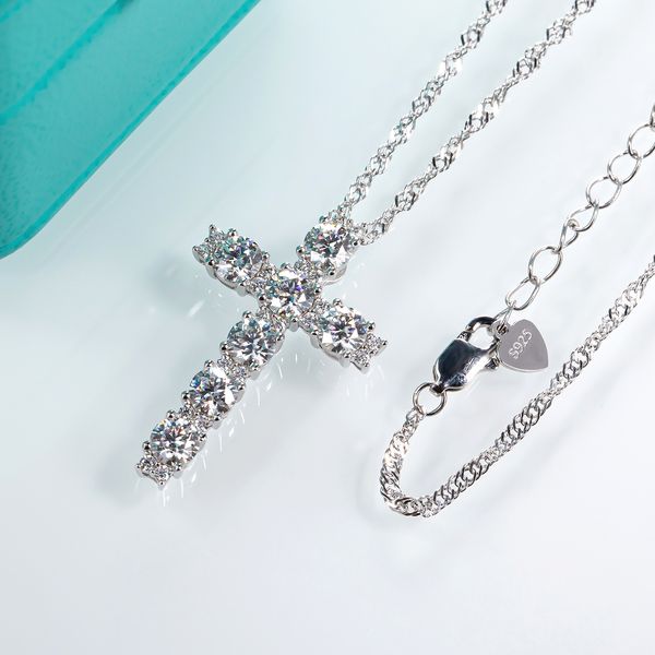 

cross real 4mm d color moissanite necklace pass diamond 925 sterling silver party wedding pendants necklaces for women jewelry, Slivery;golden
