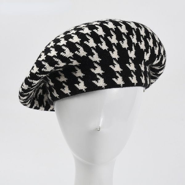 

berets 2023 women's autumn and winter houndstooth korean version fashion retro knitted painter hat warm 230321, Blue;gray