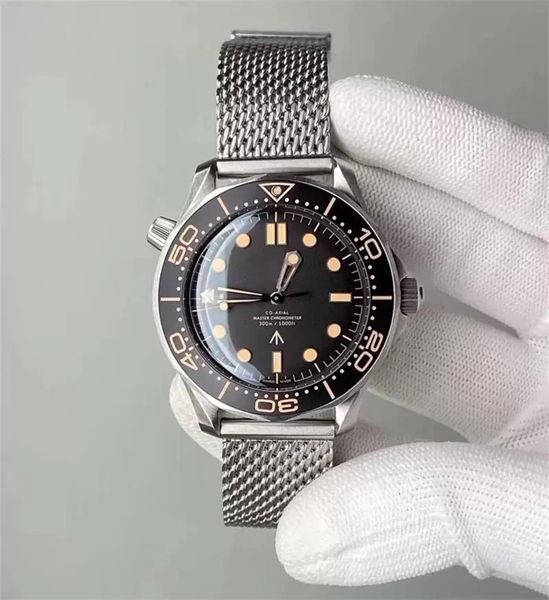 

2023 new v3 ceramic bezel no time to die men watches orologio sapphire mens automatic movement mechanical montre de luxe watch james, Slivery;golden