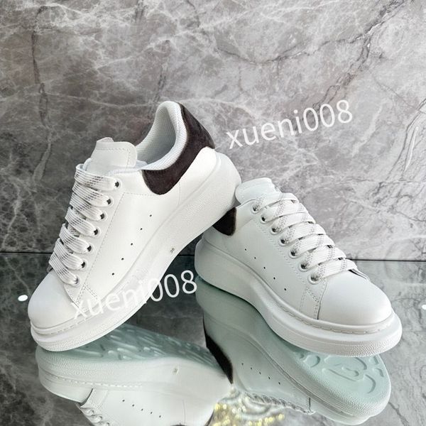 

fashion designer men casual shoes triple white black trim velvet upper brown leather metallic silver metallic gold laser blue mens woman2023, Red;white