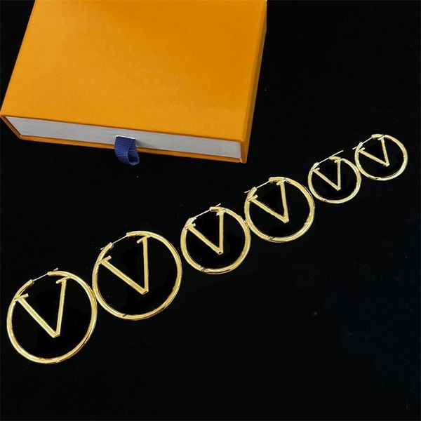 

women hoops earrings fashion womens big circle simple earring jewelry luxurys designer earrings letter stud earring wholesale no box, Golden;silver