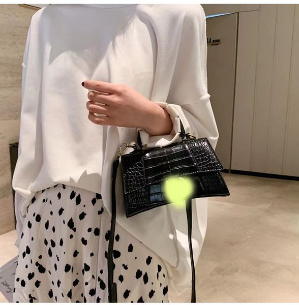 

stuff sacks korean fashion alligator pattern highquality leather women's handbag four seasons shopping travel shoulder bag 230321
