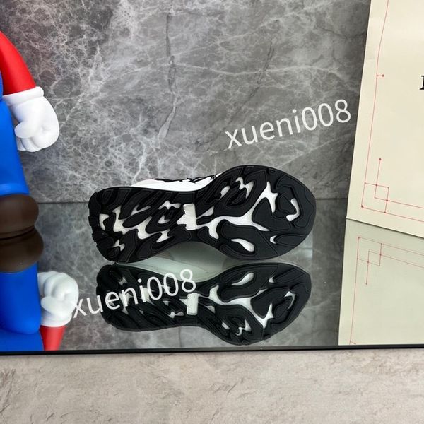 

women's outdoor sports shoes fashion leather running shoes classic designer shoes flat casual shoes comfortable breathable shoes2023, Red;white