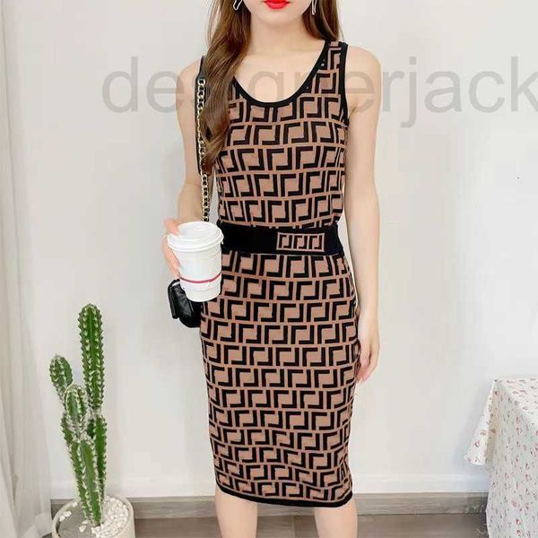 

two piece dress designer full f letter print knitted suit skirt fashion set vest and short sleeve t-shirt li1v, White