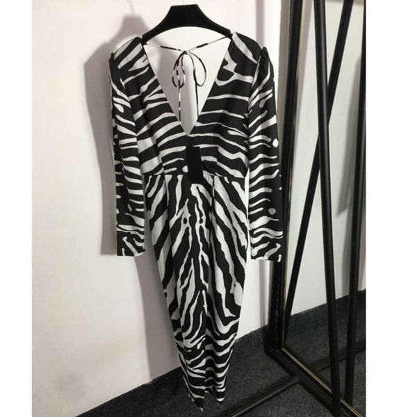 

23ss designer brand women long-sleeved dress spring autumn deep v-neck frenulum with zebra print skirt womens clothes a1, Black;gray